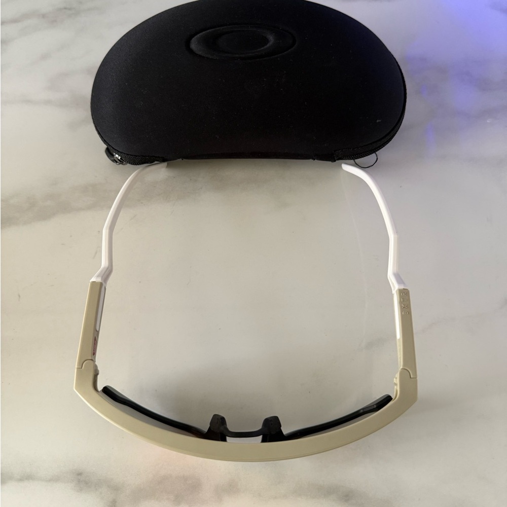 Oakley Bxtr Performance Sunglasses - image 2